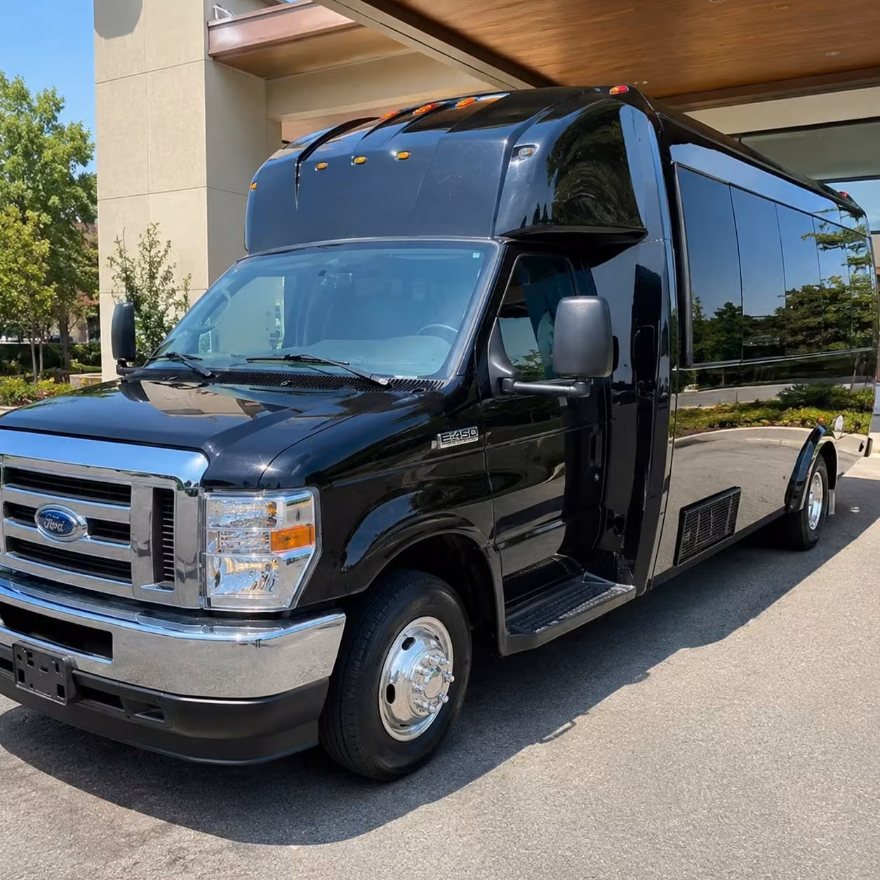 party buses for bachelorette nights and birthday concert outings in pasadena