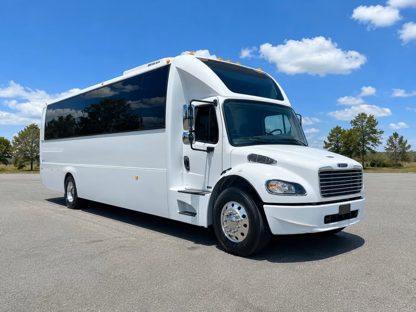 pasadena party buses with the amenities your group actually wants